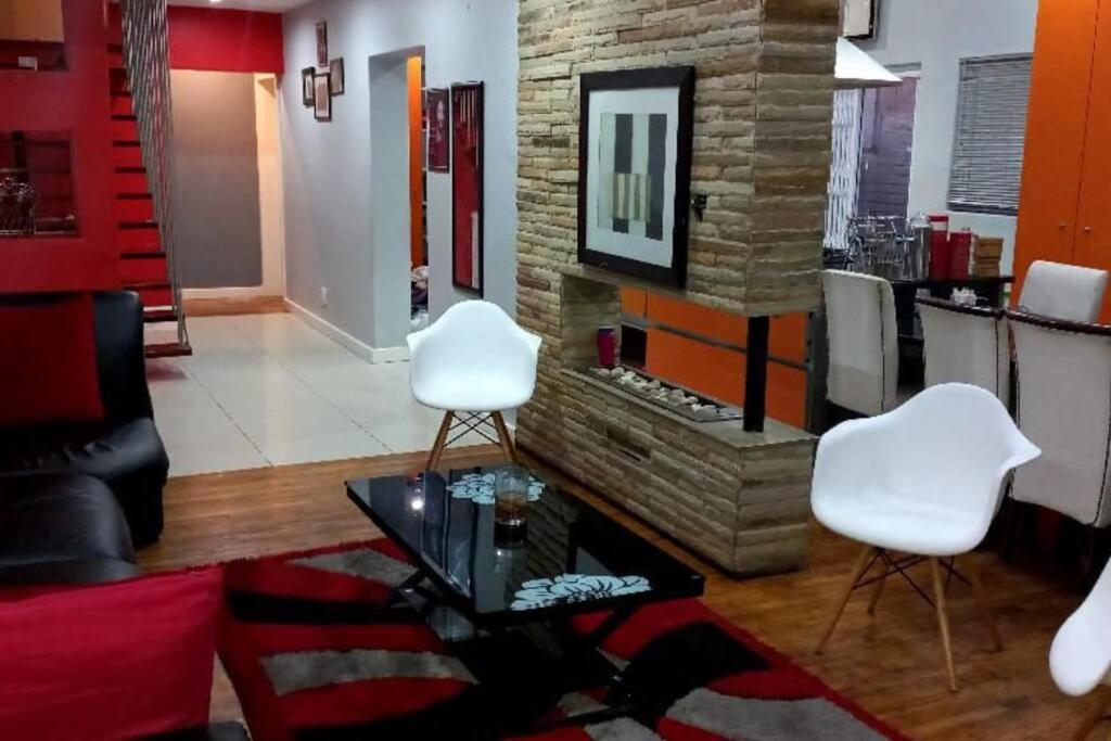 كيب تاون Spacious Holiday Home المظهر الخارجي الصورة